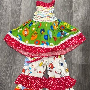 Disney Dr seuss 2 pc set